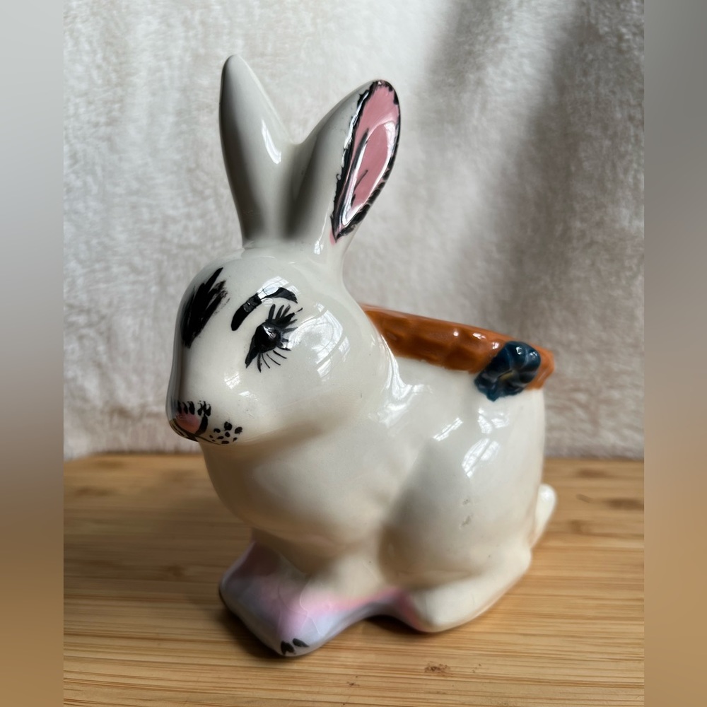 VTG 1981 Hand Painted Easter Bunny Rabbit Easter Flower Pot Candy Dish Vase OOAK